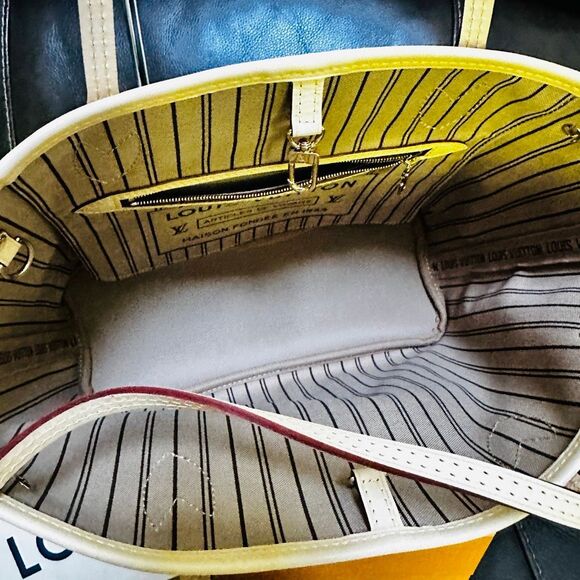 Brand New Louis Vuitton Neverfull PM Beige Interior - Picture 9 of 14